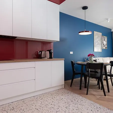 Kasprowicza By Renters Apartment