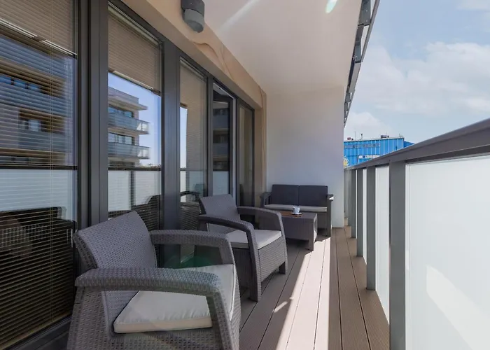 Kasprowicza By Renters Apartment